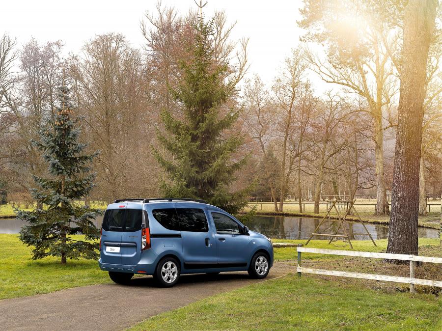  Dacia Dokker 2012 года  (фото 32 из 48)